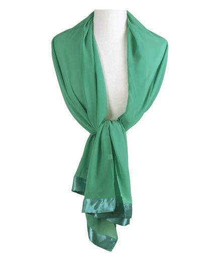 Zeegroene crêpe voile stola met satijnen rand
