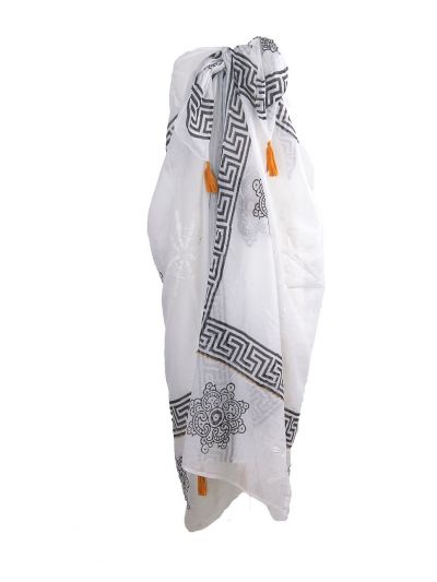 Witte pareo met mixed design 