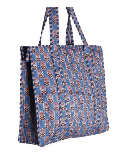 Gewatteerde shopper in de kleur blauw