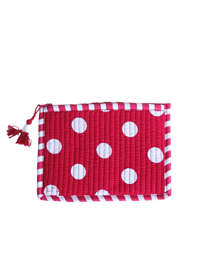 Gewatteerde etui met polkadot