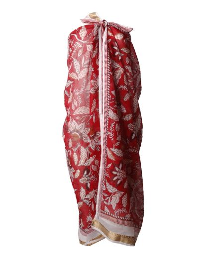 Fien sarong in rood met bloemenprint