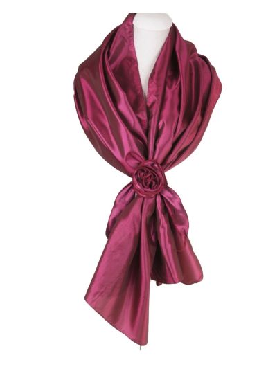 Ruby-roze stola van taft met rozen corsage