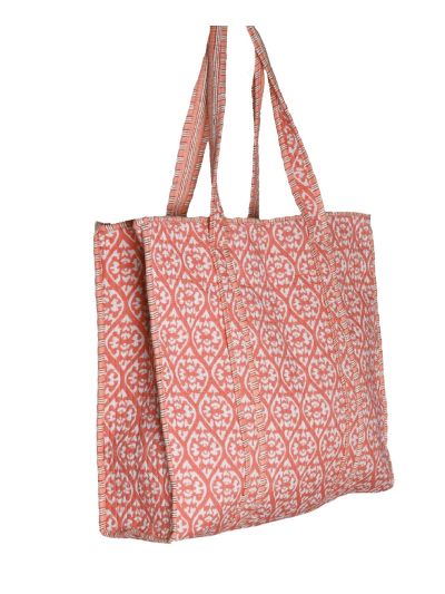 Gewatteerde shopper in zalmroze