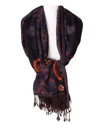 Zwarte wollen pashmina sjaal met bloemdetails.