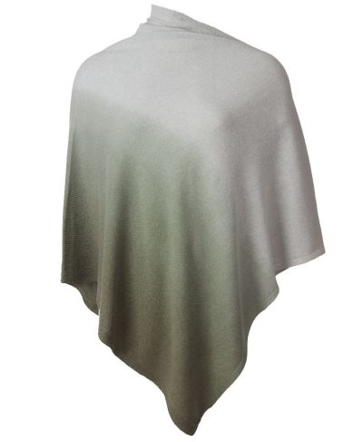 Kasjmier-blend poncho met kleurverloop in groen