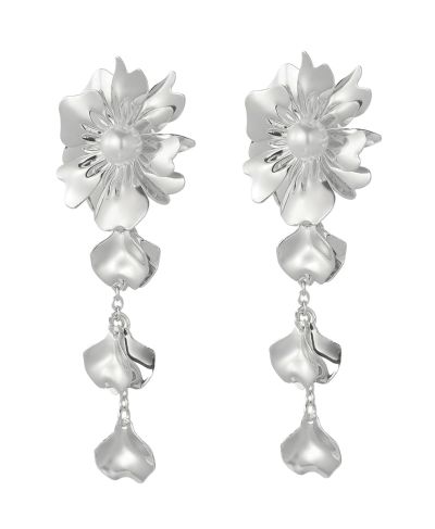 Oorbellen met parel en bloemdetail