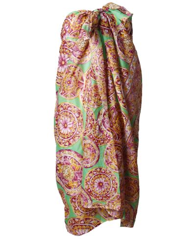 Sarong in limegroen met ornamenten