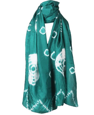 Petrolkleurige zijde sjaal met batik print