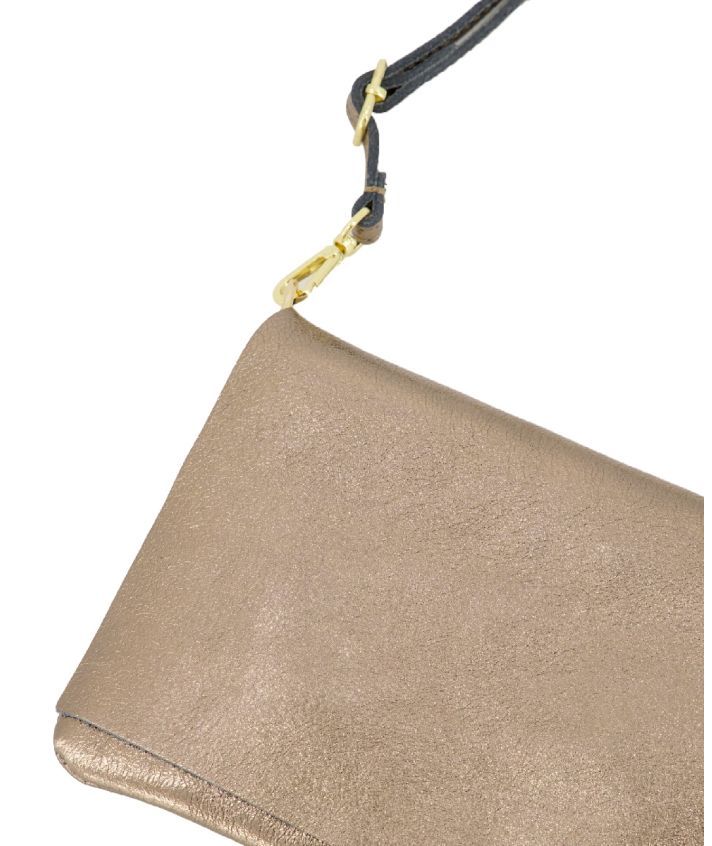 Leren fold-over clutch in brons