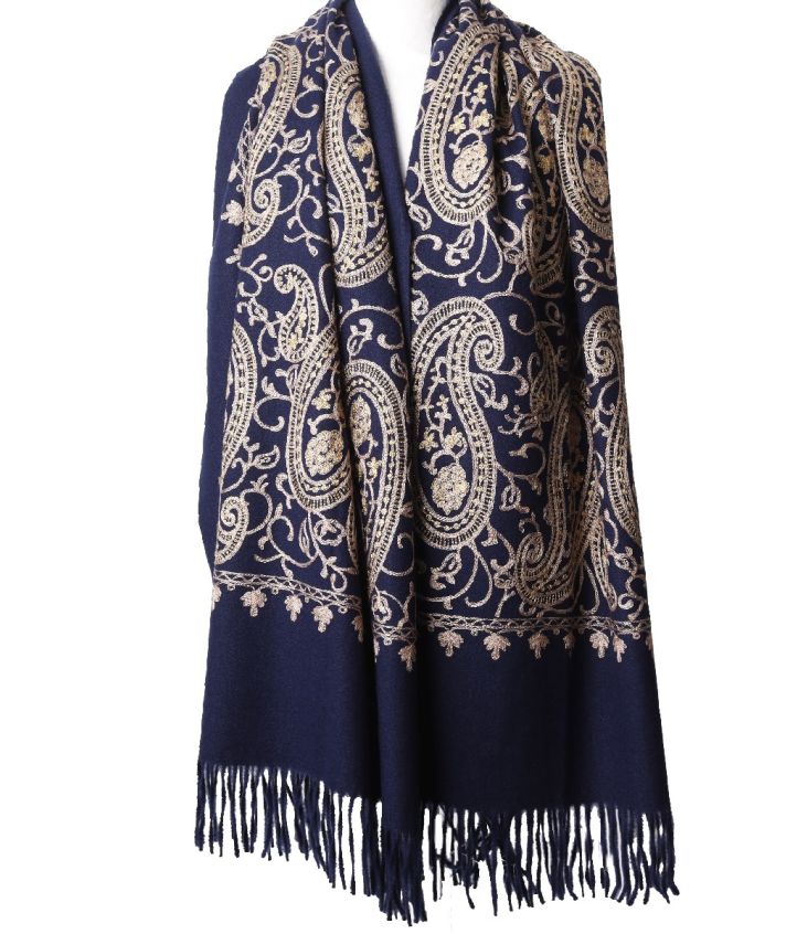 Zachte omslagdoek met geweven paisley dessin