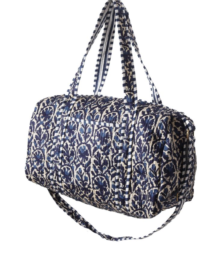Gewatteerde weekend tas met floral in donkerblauw