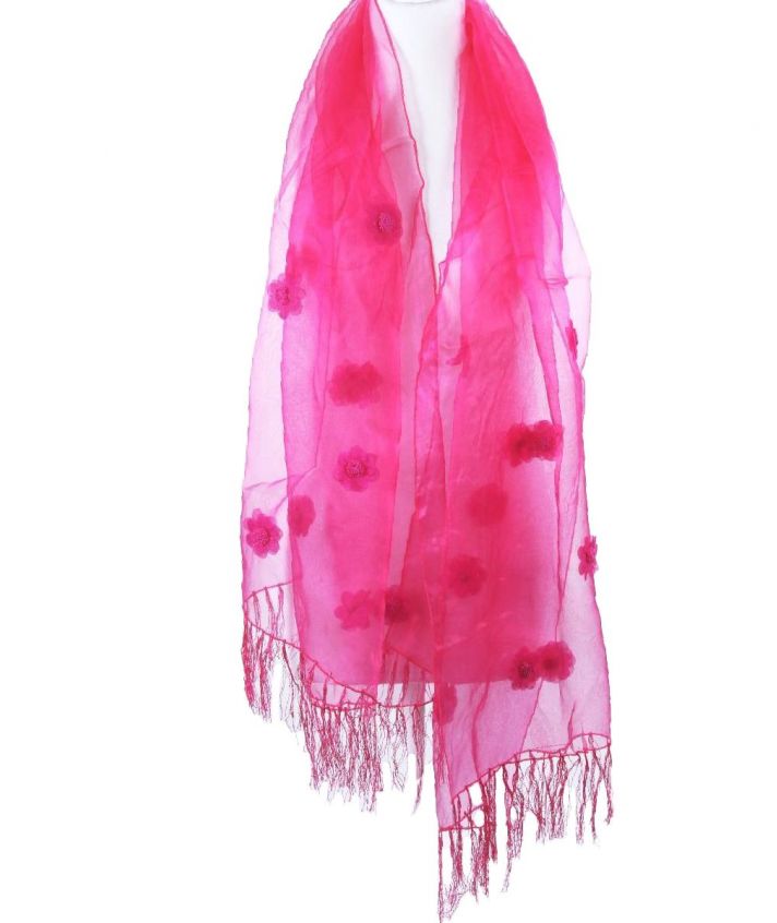 Hardroze organza stola afgewerkt met bloemetjes