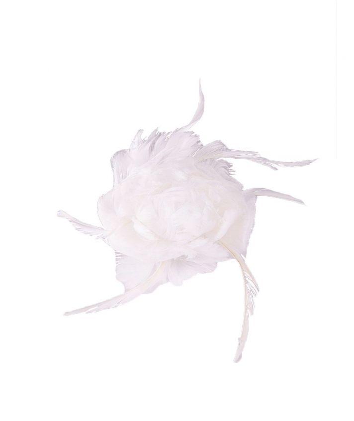 Ivoor veren bloemcorsage op speld
