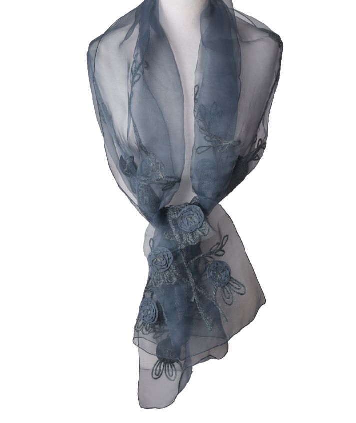 Denimblauwe zijden stola met borduursel