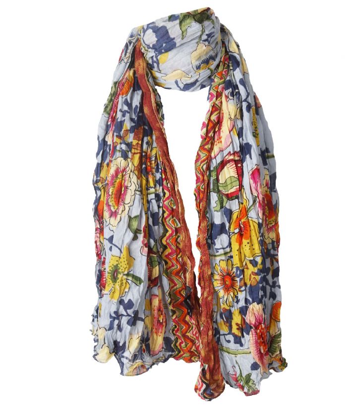 Katoenen lichtblauwe sjaal met vrolijke bloemenprint