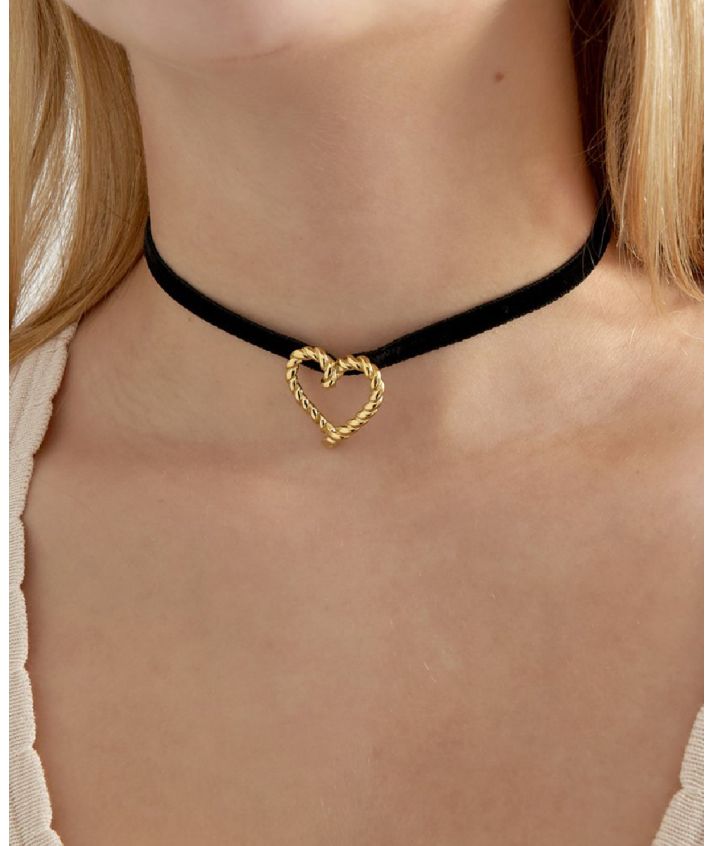 Velvet choker ketting met hartje