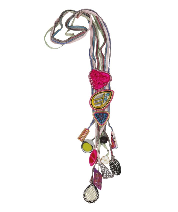 Lange ketting met een mix van kralen