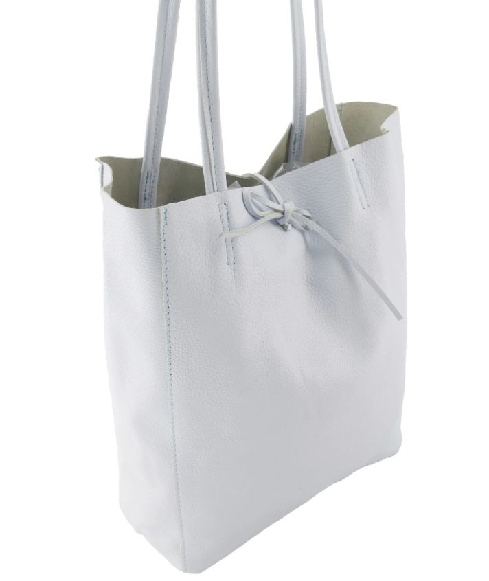 Lederen shopper in zachtblauw