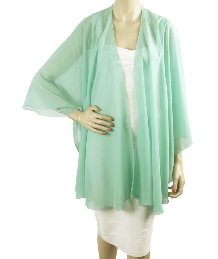 Soepelvallende mintgroene crêpe voile cape stola