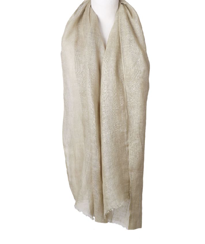 Linnen sjaal in de kleur taupe