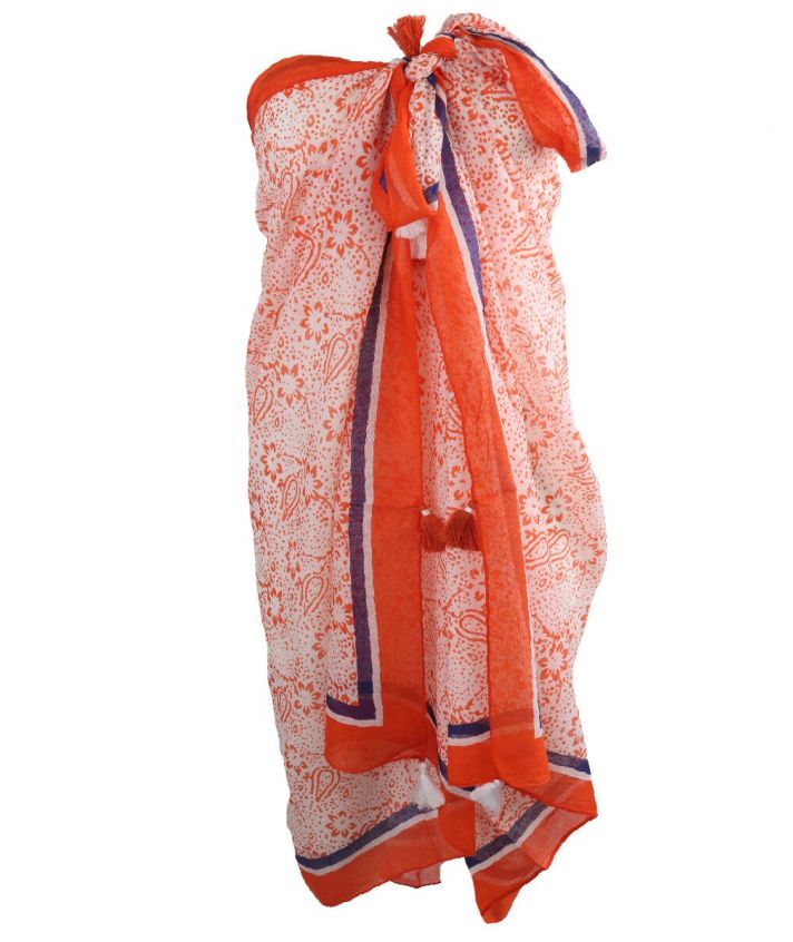 Oranje pareo met bloemenprint en kwasten franjes