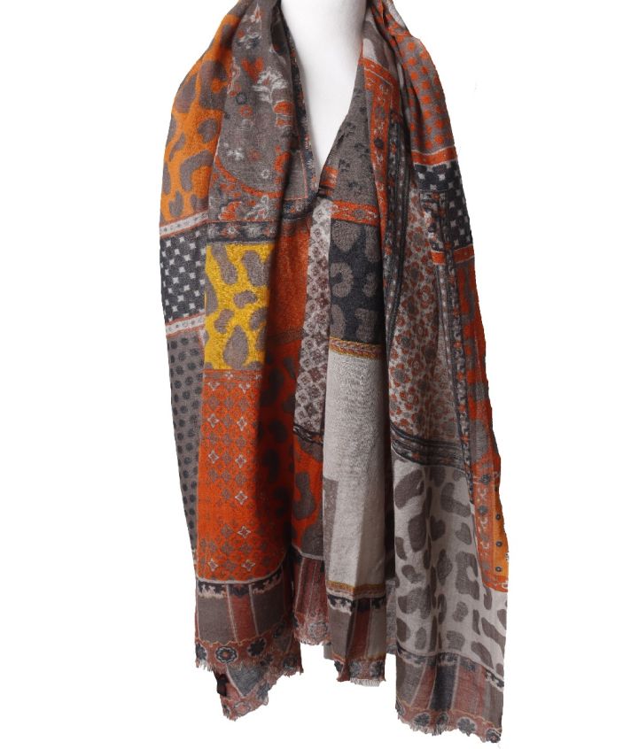 Wollen sjaal met mixed print in oranje