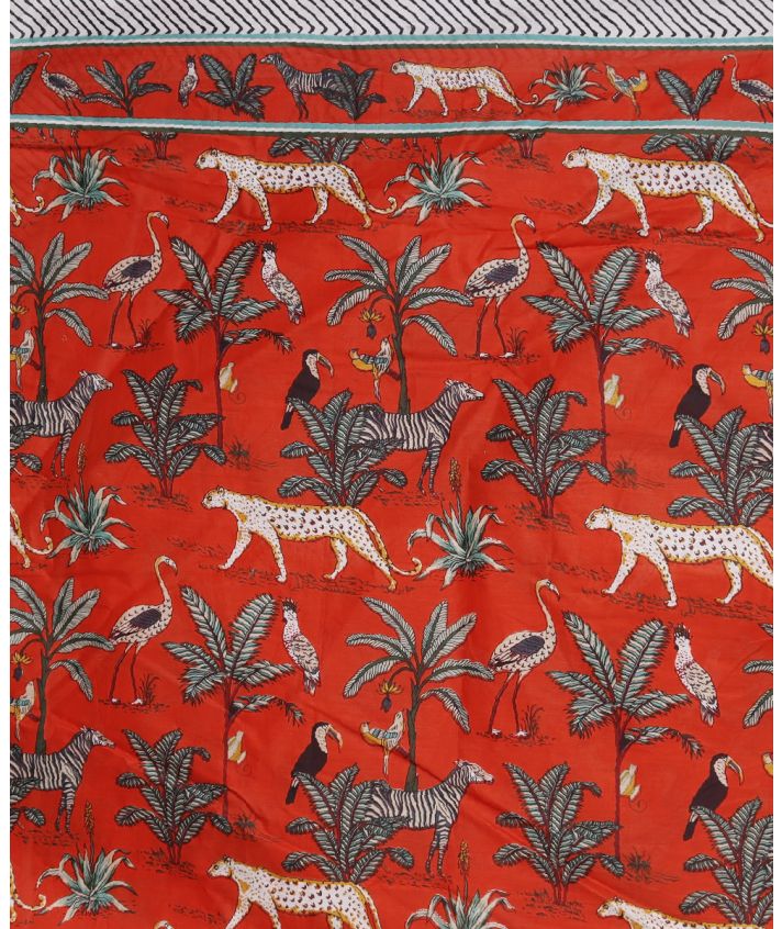 Sarong in oranje met tropische dierenprint