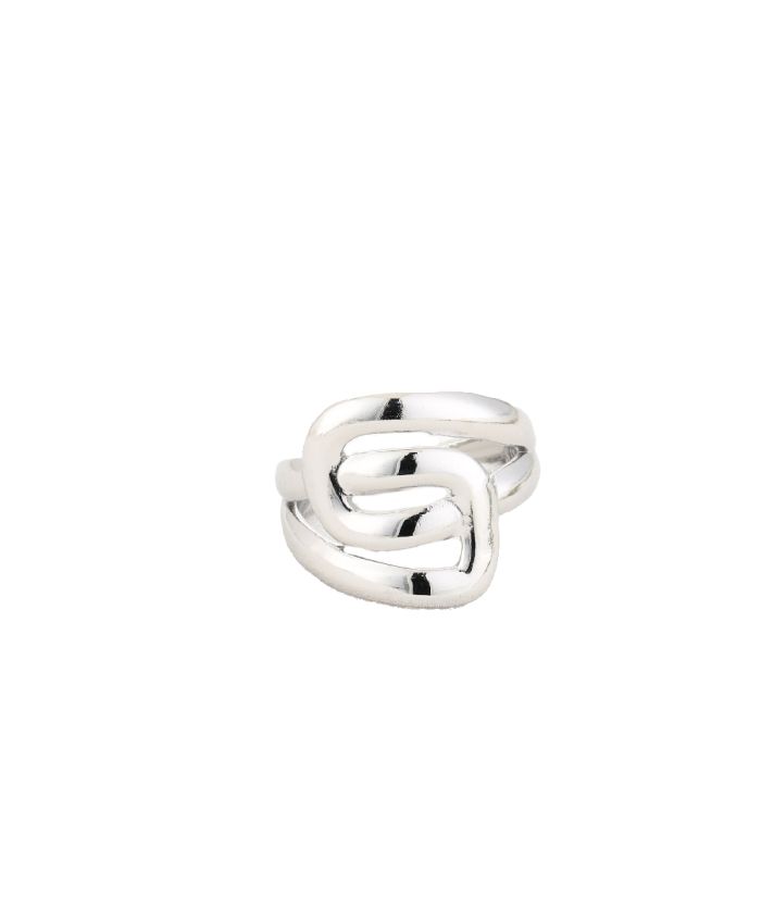Statement ring 