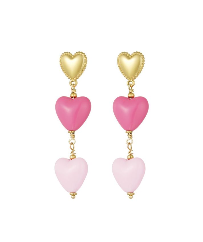 Oorhangers met roze hartjes