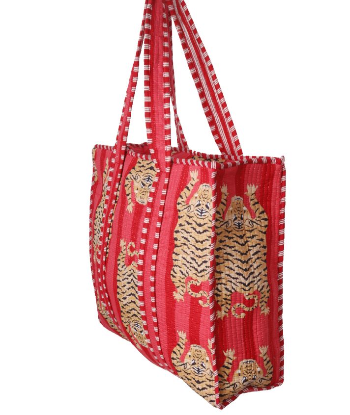 Gewatteerde schoudertas/shopper in roze-rood met tijgerprint