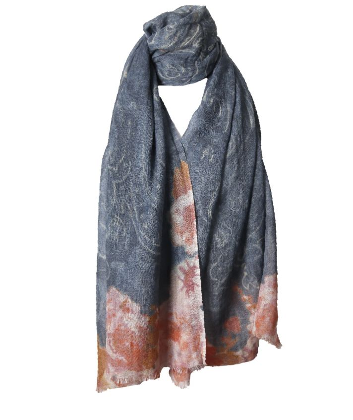 Wollen mousseline sjaal in denimblauw 