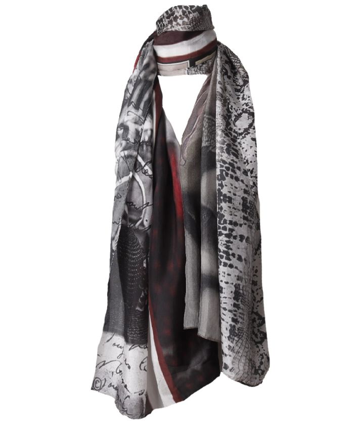 Zijden sjaal met print van verschillende afbeeldingen
