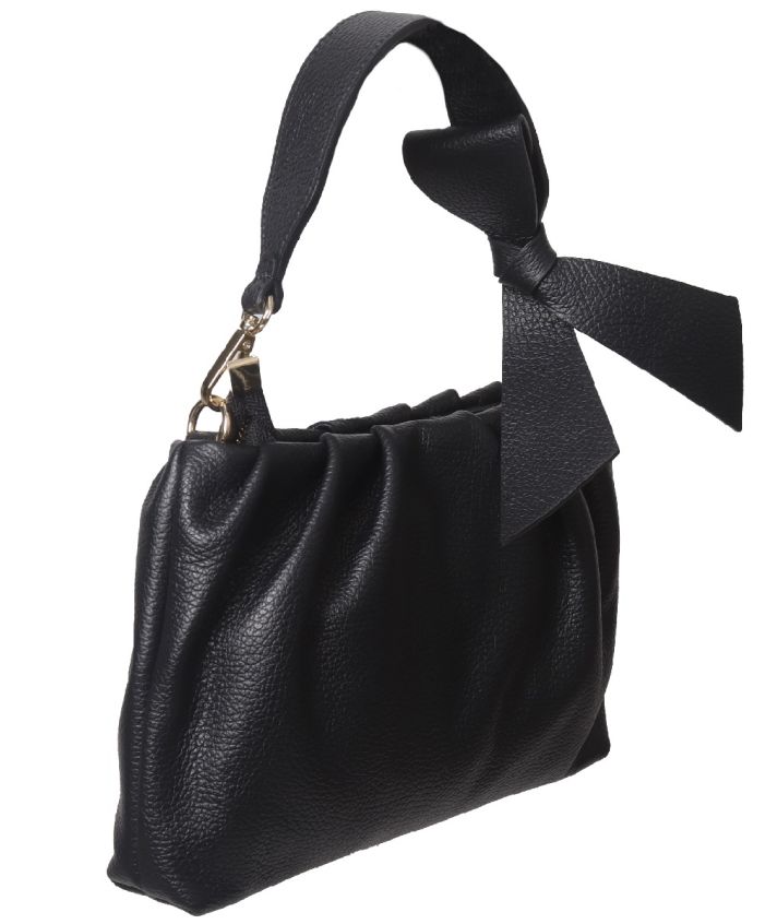 Lederen handtas met strik