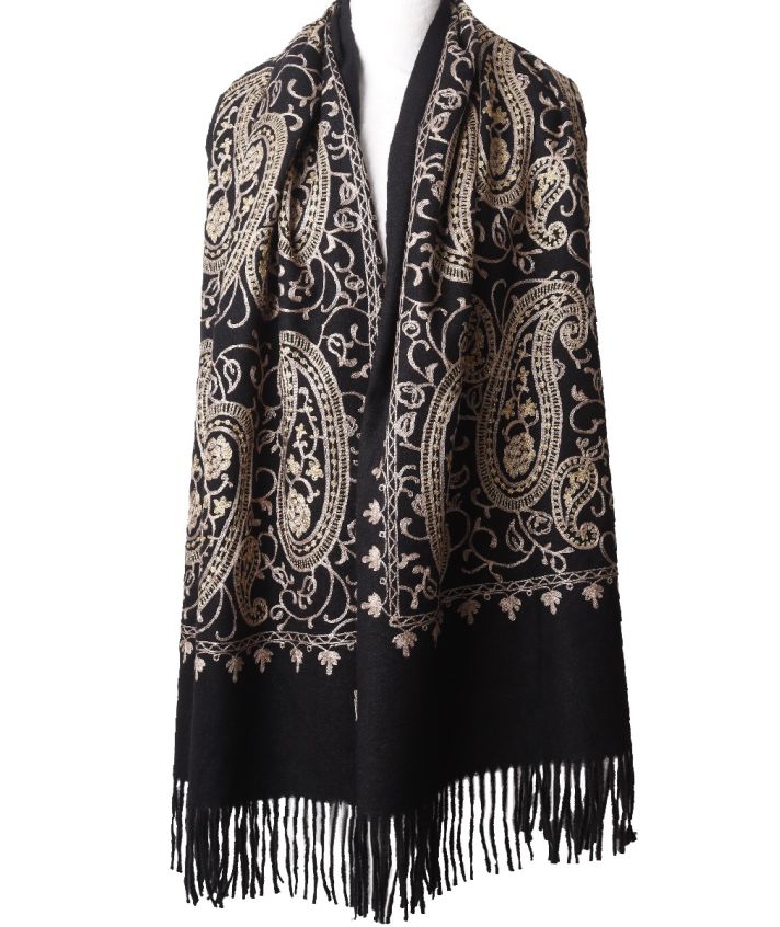 Zachte omslagdoek met geweven paisley dessin