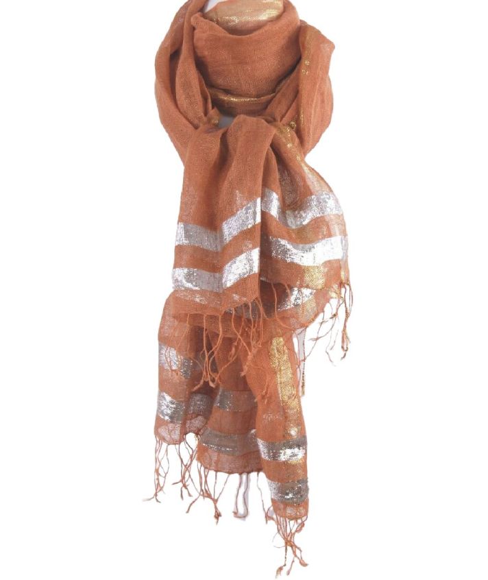 Caramel linnen sjaal met lurex banen