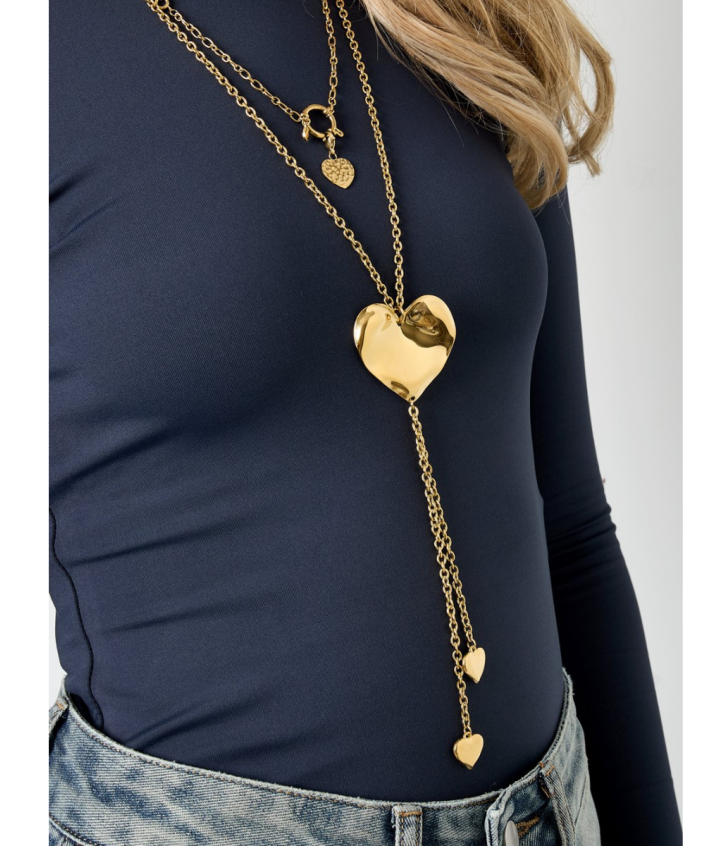 Goudkleurige lange ketting met hartjes