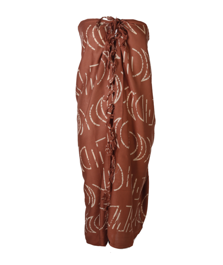 Bodhi sarong met ornament print in cognac