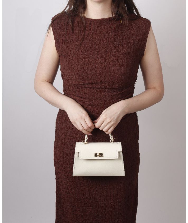 Livia metallic lederen handtas in zachtgoud