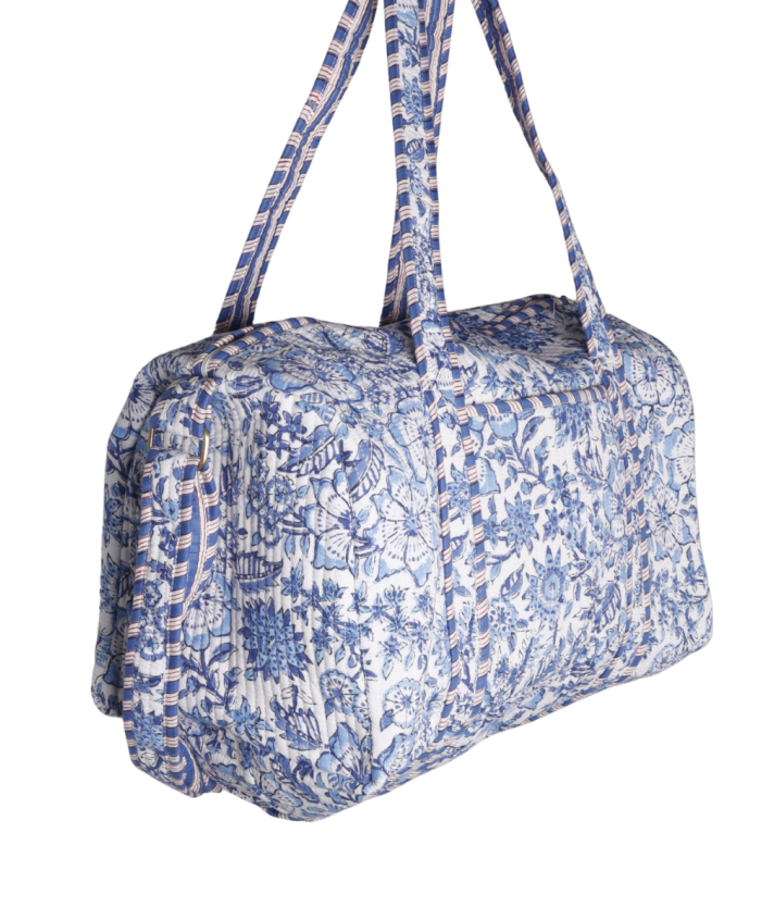 Gewatteerde weekendtas met bloemenprint in blauw