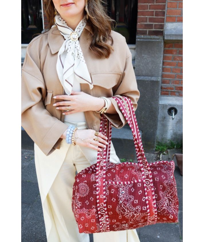Gewatteerde weekend tas met bandana print