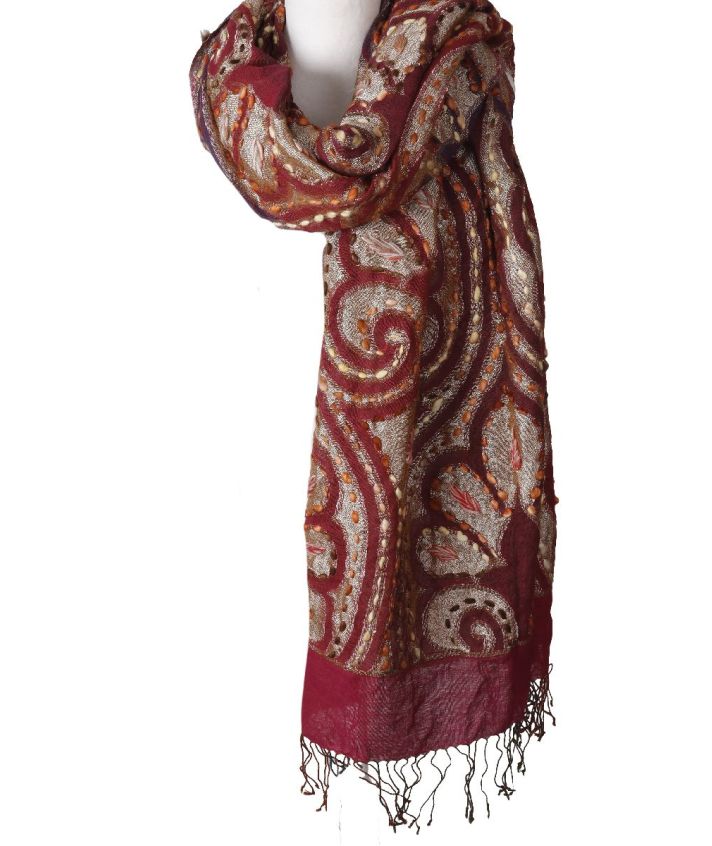 Wijnrode sjaal/omslagdoek met goudkleurige lurex