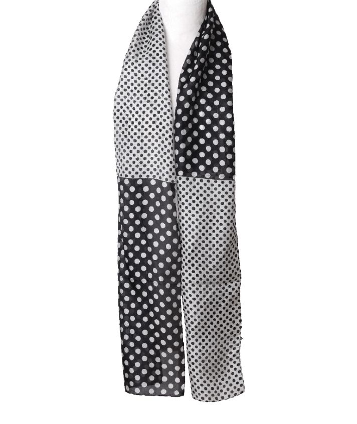 Zijden sjaaltje met polkadots