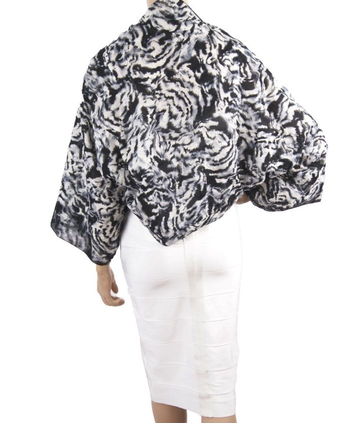Zwart witte bolero stola met panterprint