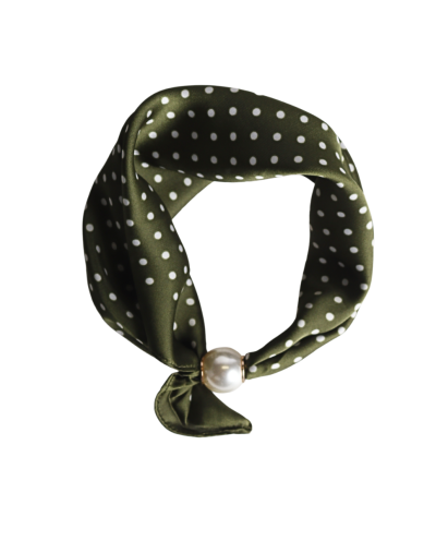 Polkadot sjaaltje met parel sluiting 
