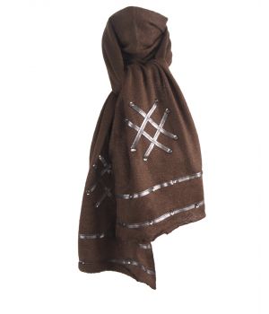 Bruine fijn gebreide sjaal afgewerkt met faux leren stroken
