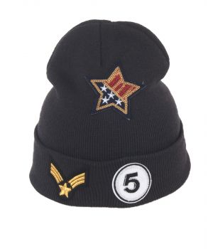 Donkergrijze beanie met patches