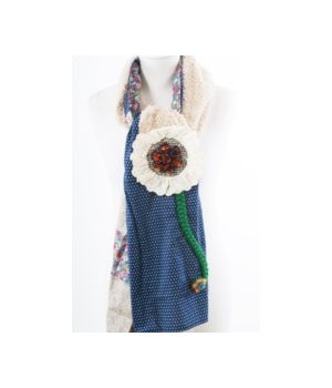 Patchwork handicraft sjaal, hoofdkleur donkerblauw en ecru