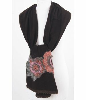 Bruine tricot sjaal met bloemapplicaties in terra/roze