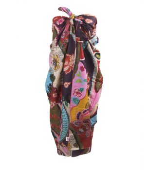 Bloemenprint sarong met geborduurde highlights