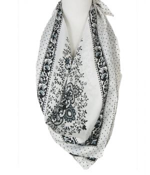 Witte satijnen sjaal met zwart grijze print